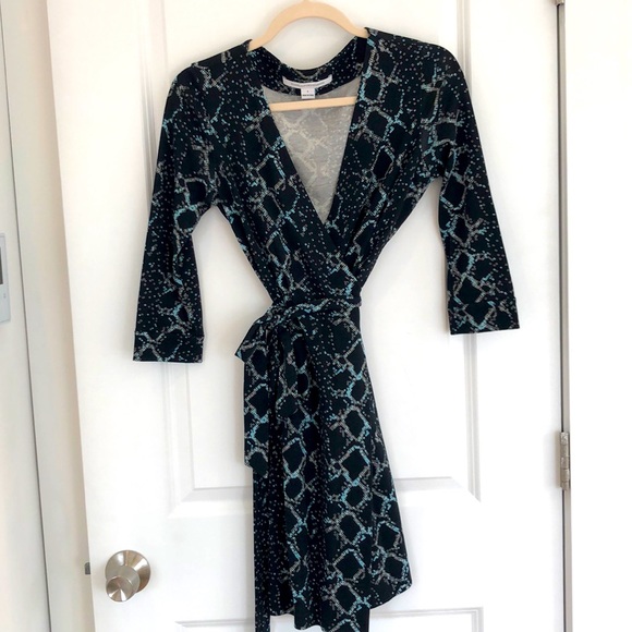 DVF New Julian Two Mini Snakeskin Print Wrap Dress - Picture 2 of 8